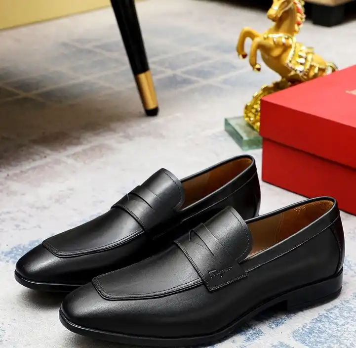 hype Ferragamo Leather Shoes