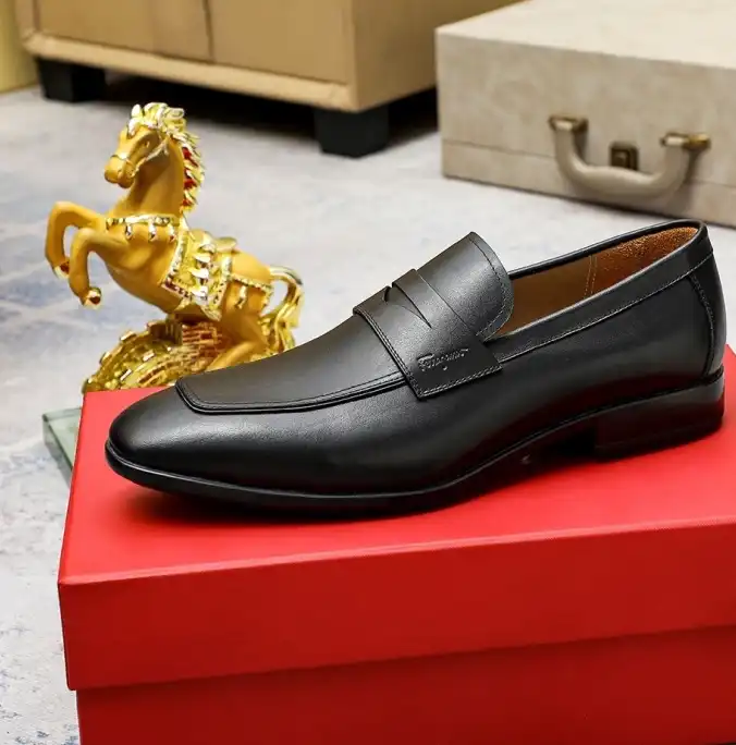 hype Ferragamo Leather Shoes