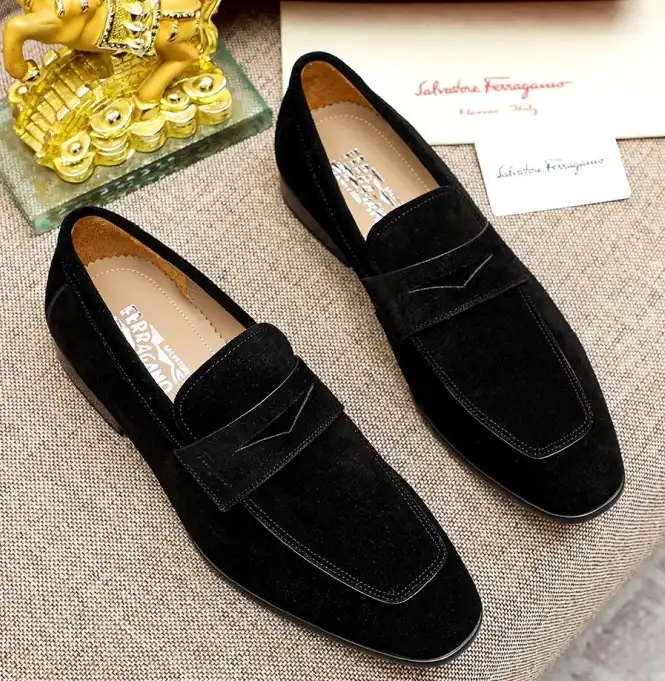 hype Ferragamo Leather Shoes