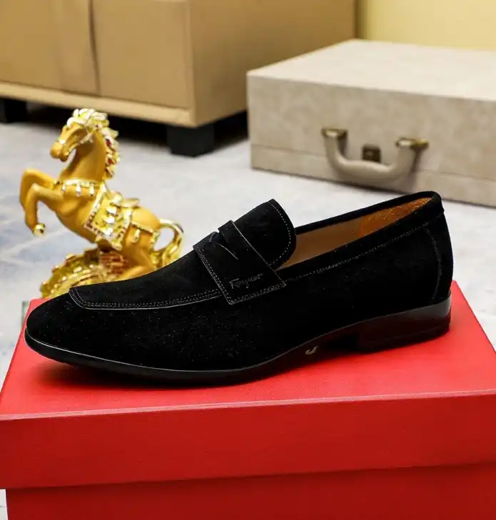 hype Ferragamo Leather Shoes