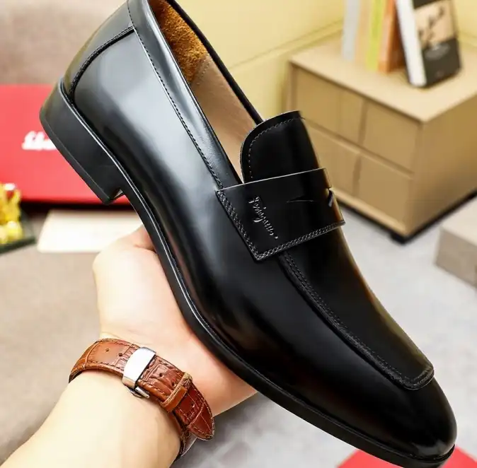 hype Ferragamo Leather Shoes