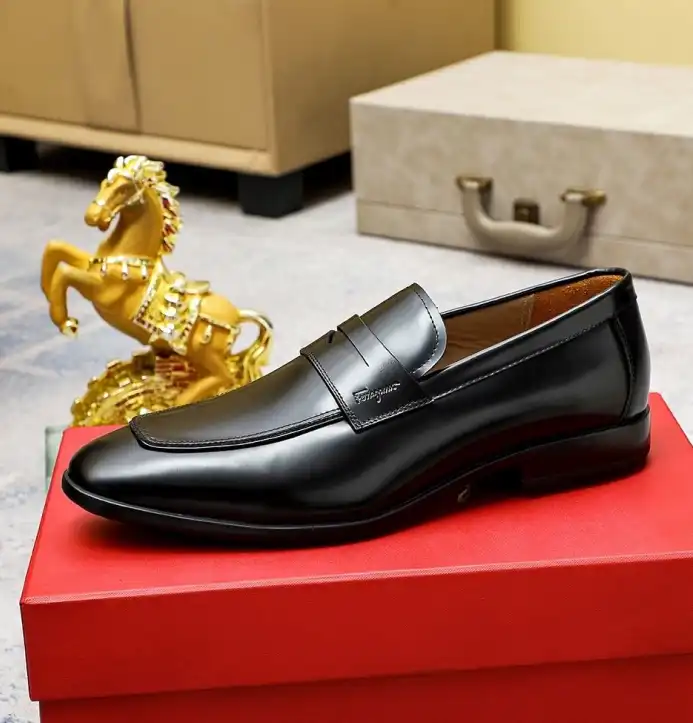 hype Ferragamo Leather Shoes