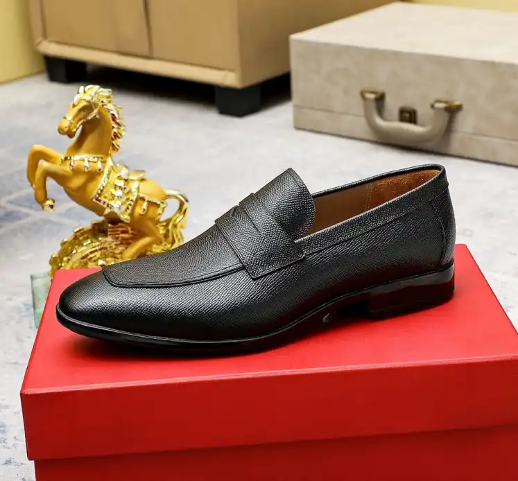 hype Ferragamo Leather Shoes