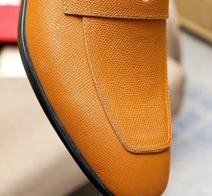 hype Ferragamo Leather Shoes