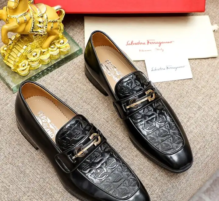 hype Ferragamo Leather Shoes