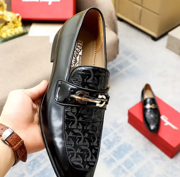 hype Ferragamo Leather Shoes