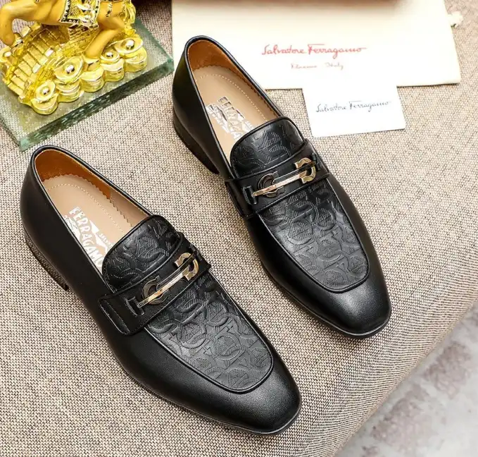 hype Ferragamo Leather Shoes