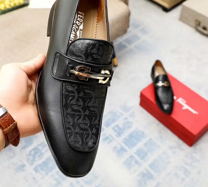 hype Ferragamo Leather Shoes