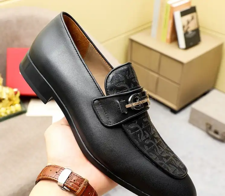 hype Ferragamo Leather Shoes