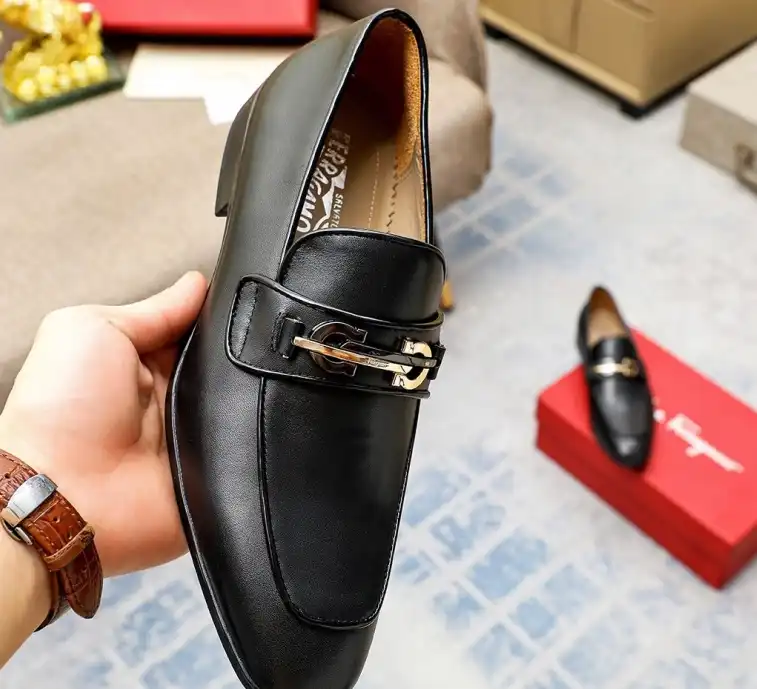 hype Ferragamo Leather Shoes