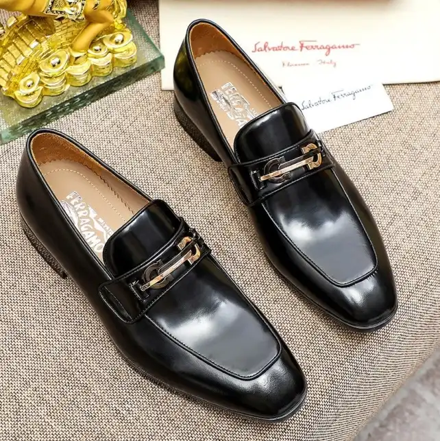 hype Ferragamo Leather Shoes