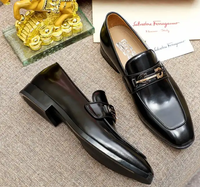 hype Ferragamo Leather Shoes