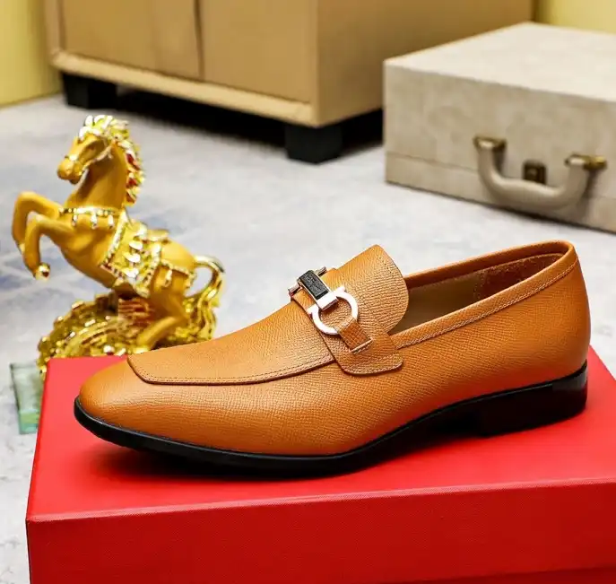 hype Ferragamo Leather Shoes