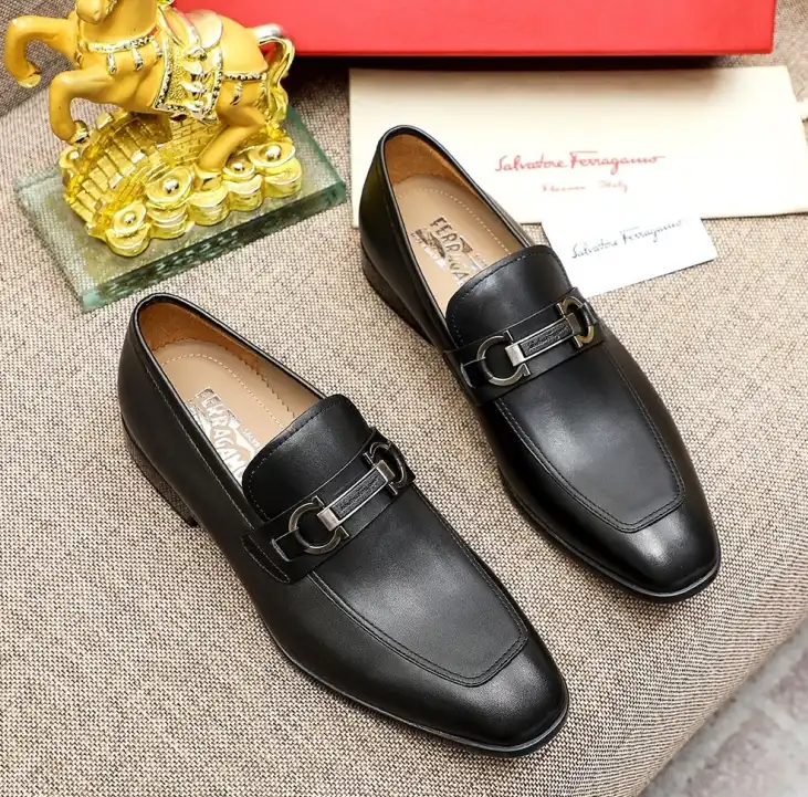 hype Ferragamo Leather Shoes