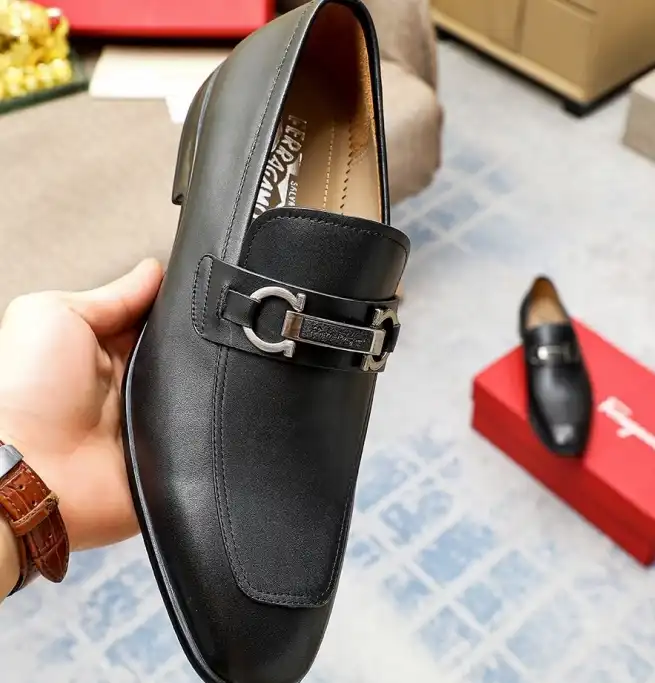 hype Ferragamo Leather Shoes