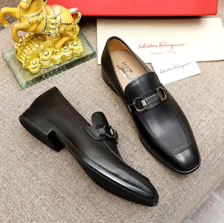 hype Ferragamo Leather Shoes