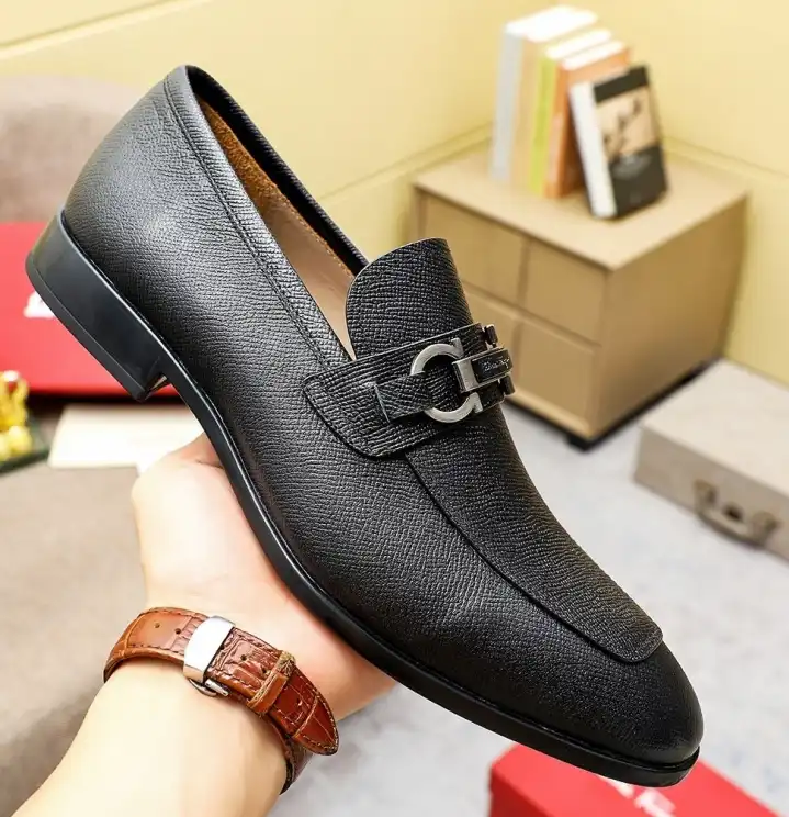 hype Ferragamo Leather Shoes