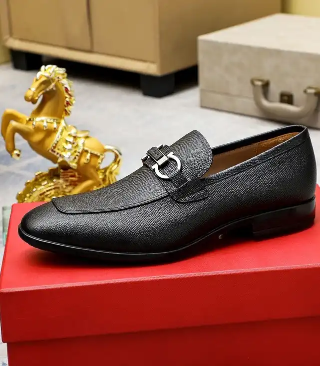 hype Ferragamo Leather Shoes