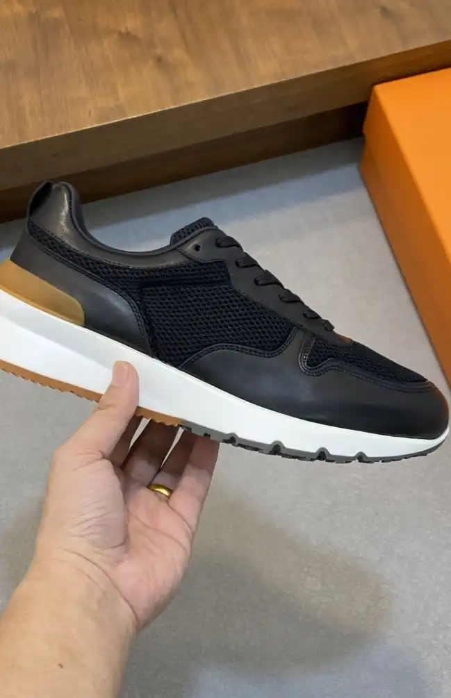 hype Hermes Casual Shoes