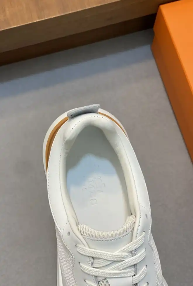 hype Hermes Casual Shoes