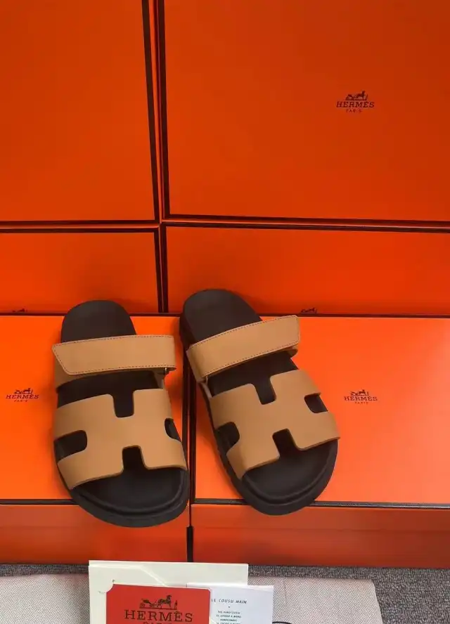 hype Hermes Sandals