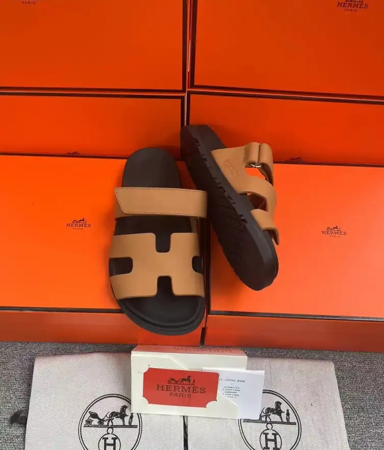 hype Hermes Sandals