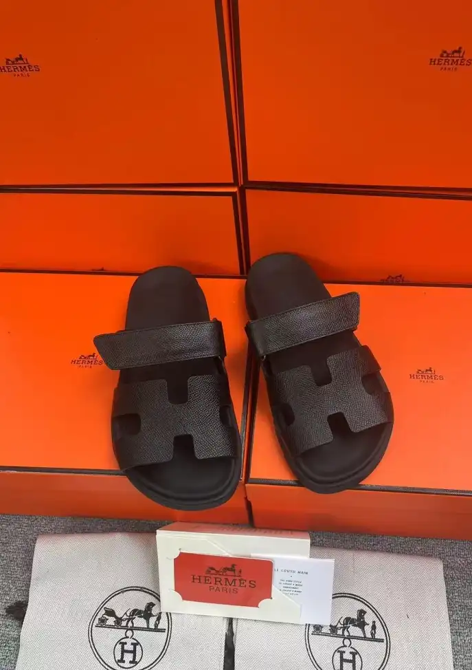 hype Hermes Sandals