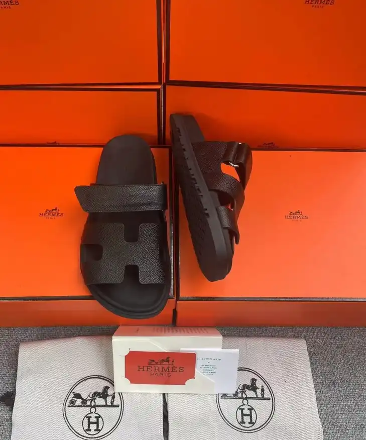 hype Hermes Sandals