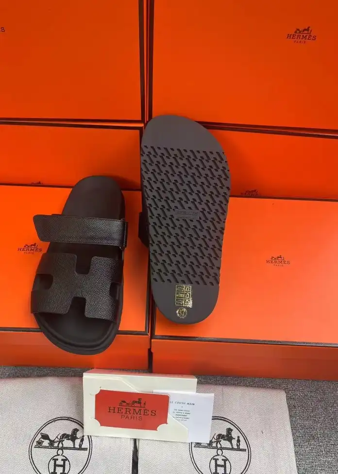 hype Hermes Sandals