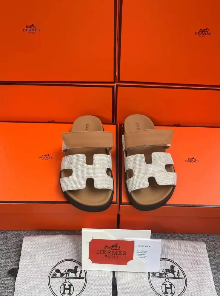 hype Hermes Sandals