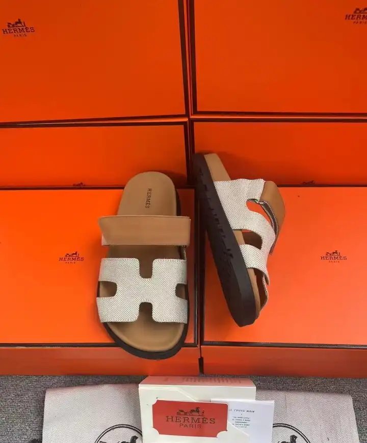 hype Hermes Sandals