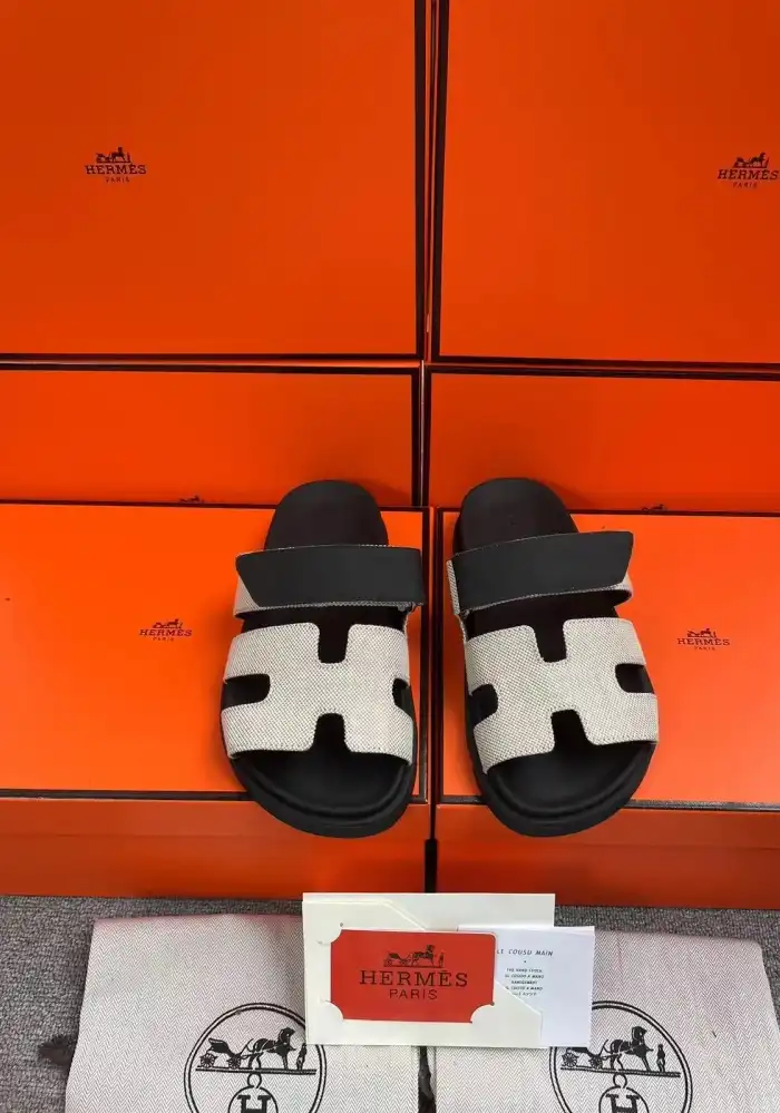 hype Hermes Sandals