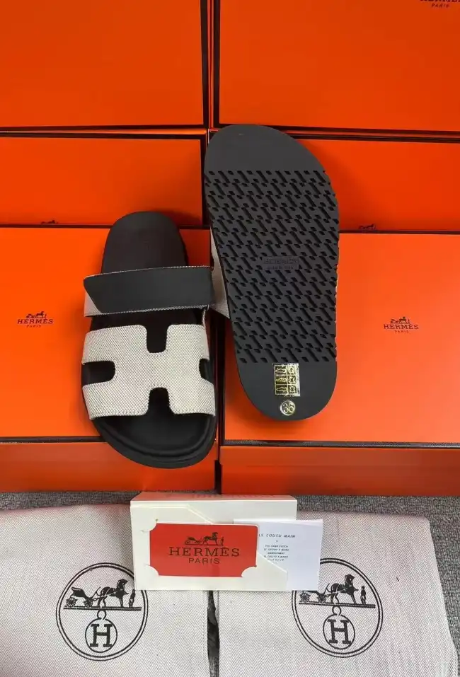 hype Hermes Sandals