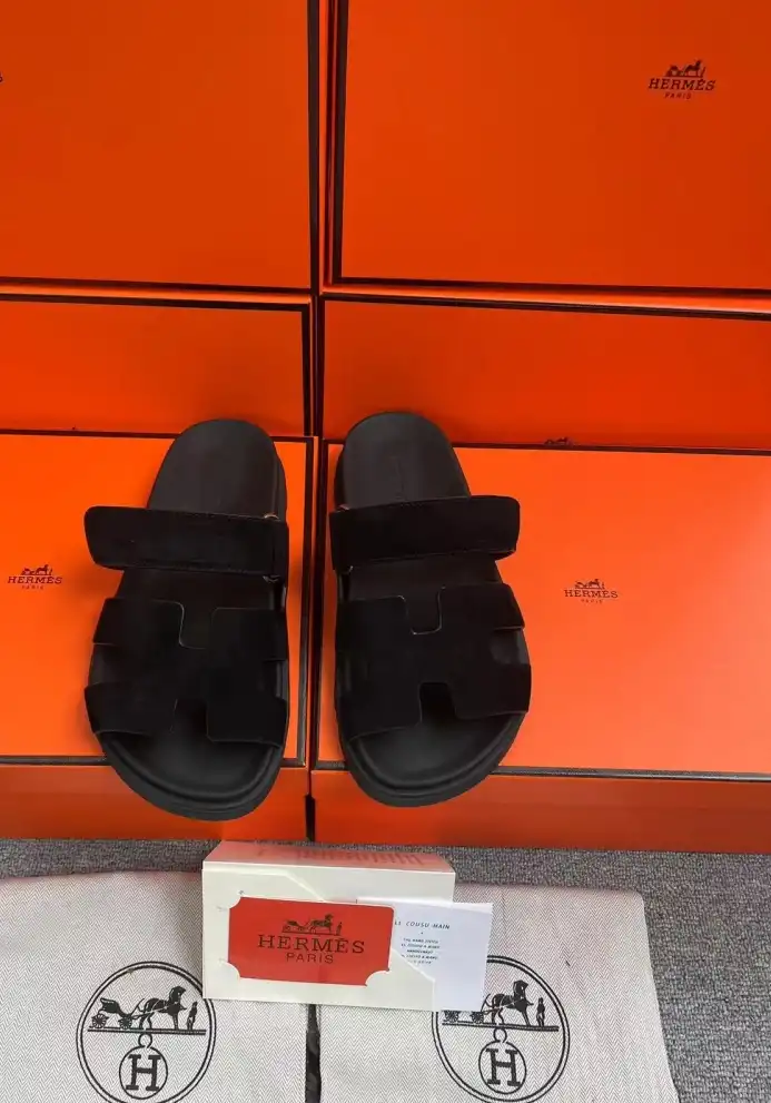 hype Hermes Sandals