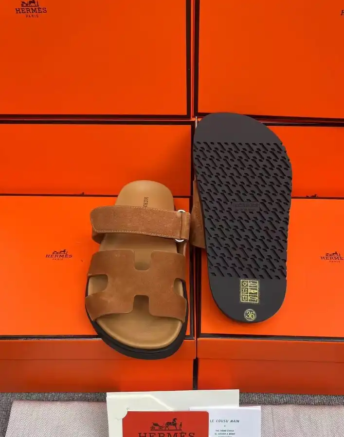 hype Hermes Sandals