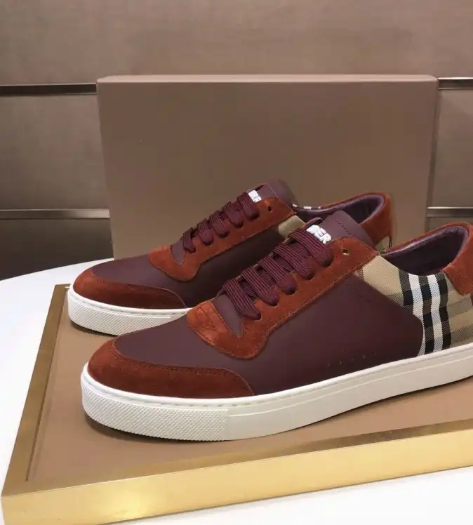 hype Burberry Sneakers