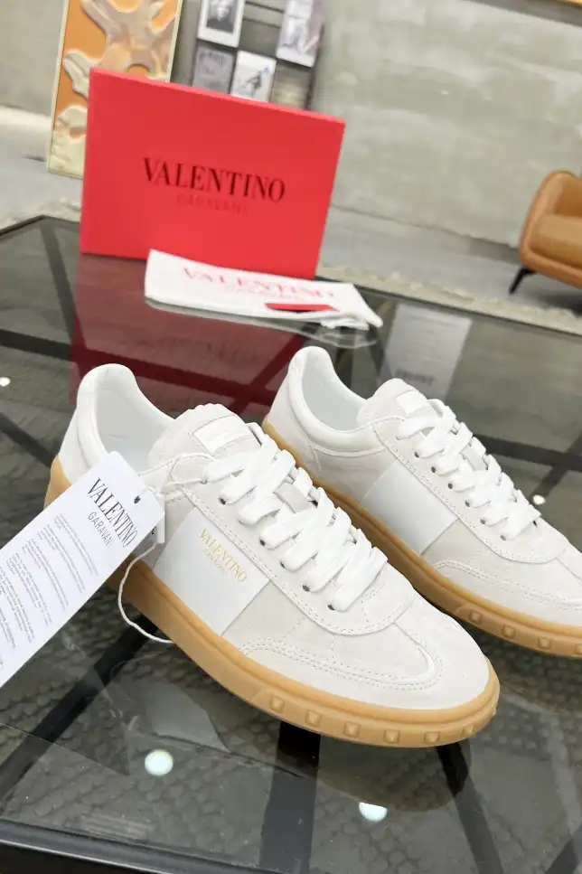 hype Valentino Casual Shoes