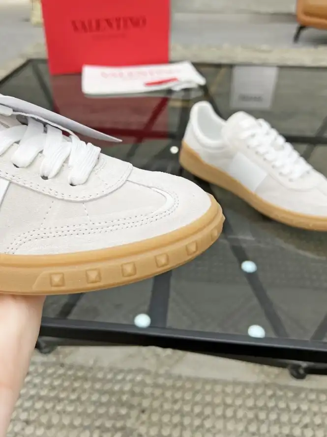 hype Valentino Casual Shoes