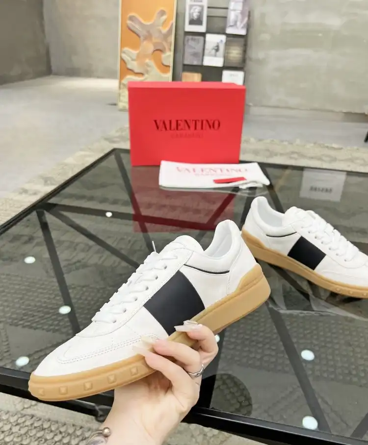 hype Valentino Casual Shoes