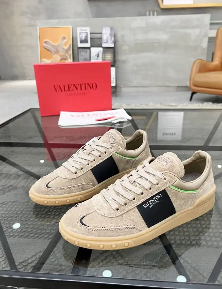 hype Valentino Casual Shoes