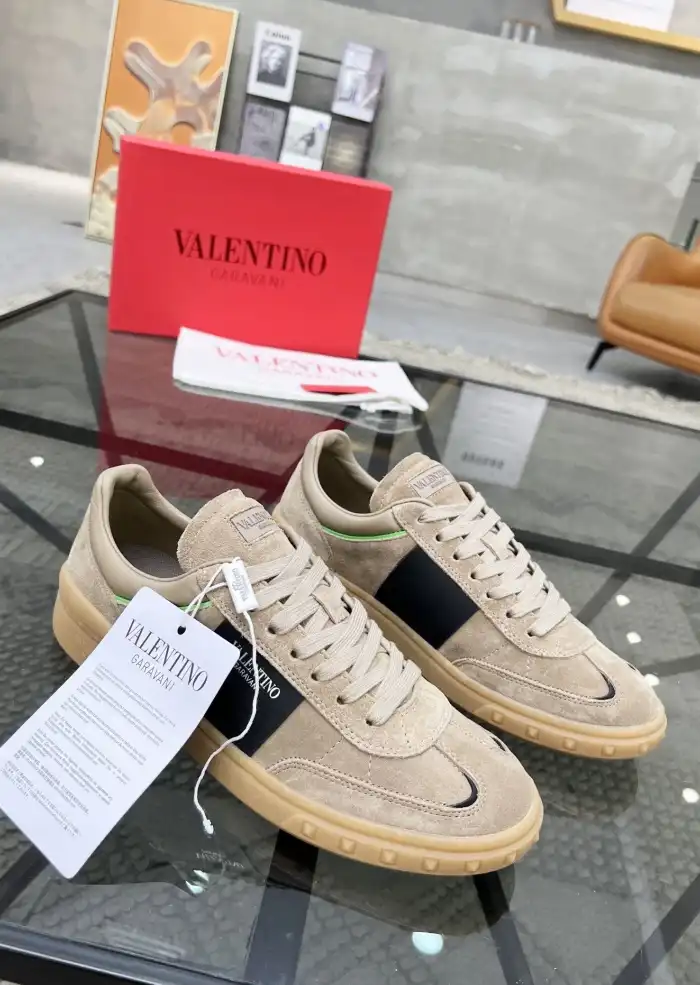 hype Valentino Casual Shoes