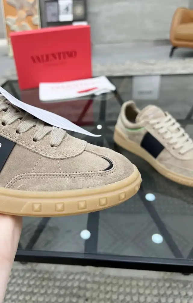 hype Valentino Casual Shoes