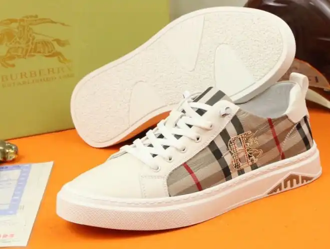 hype Burberry Sneakers