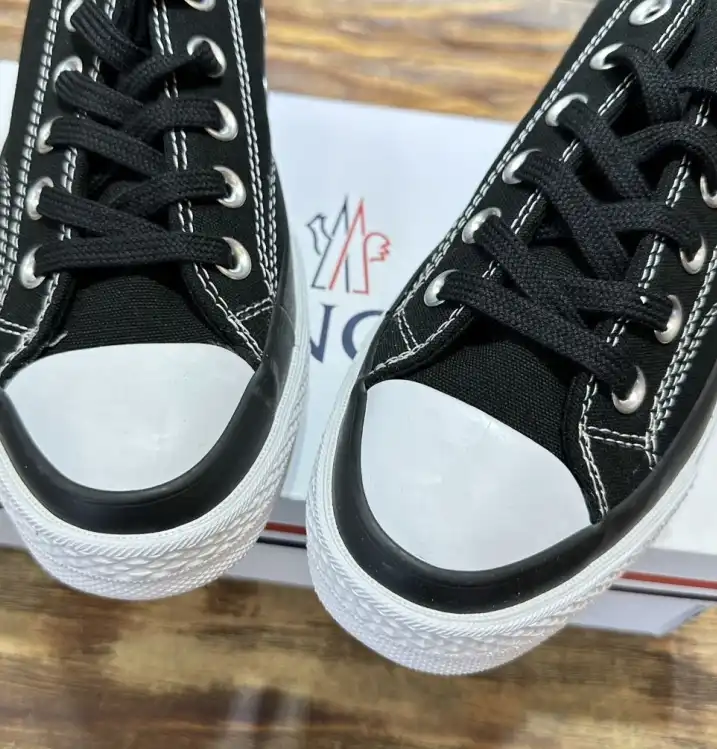 hype Givenchy Sneakers