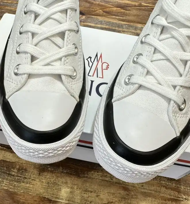 hype Givenchy Sneakers