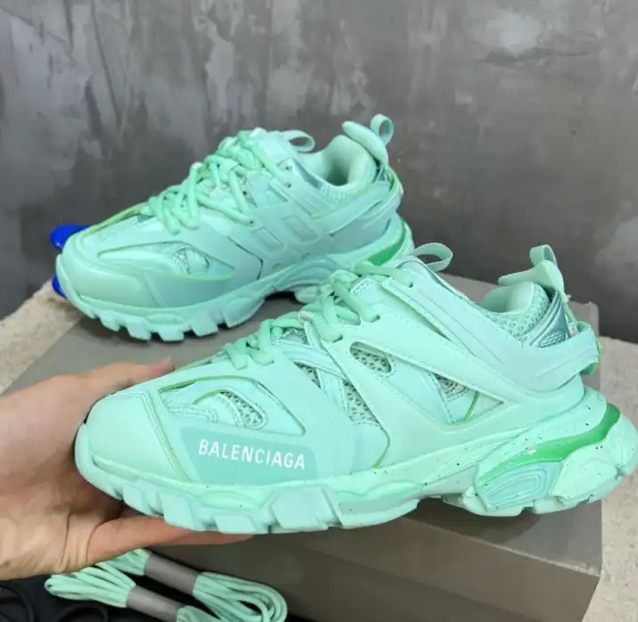 hype Balenciaga Sneakers