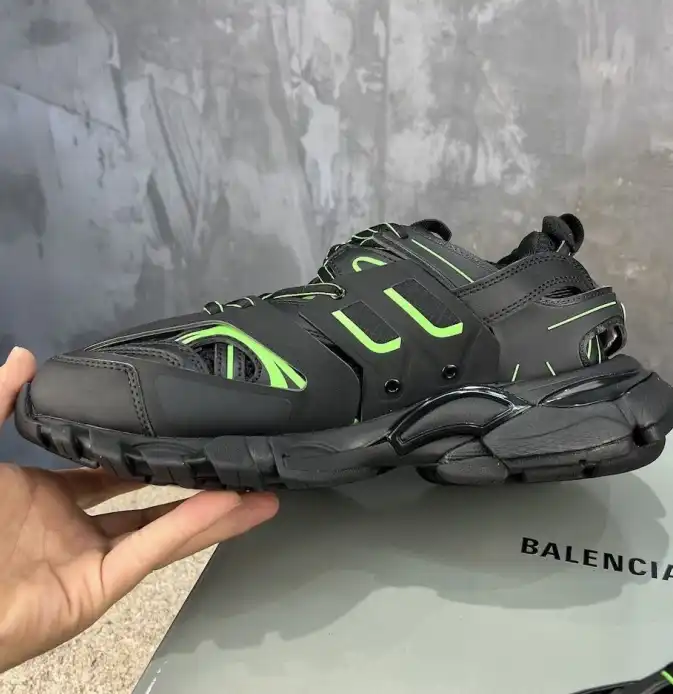 hype Balenciaga Sneakers