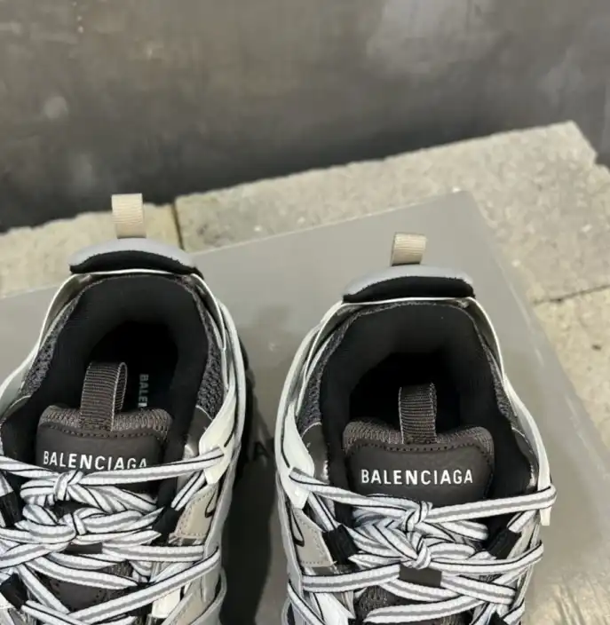 hype Balenciaga Sneakers