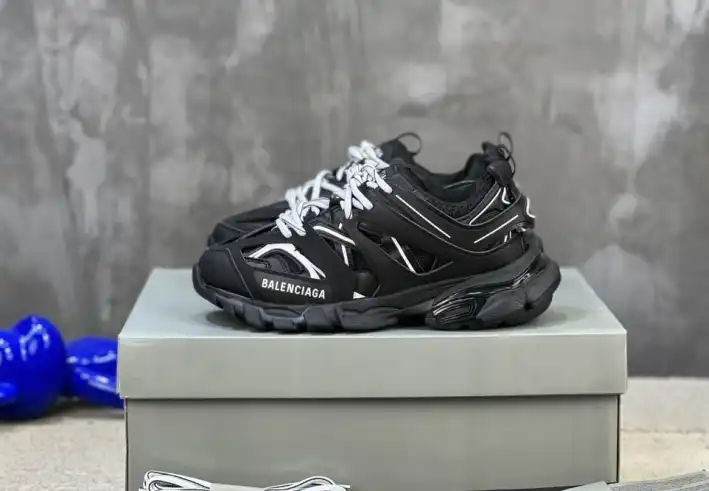 hype Balenciaga Sneakers