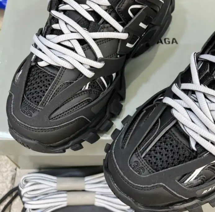 hype Balenciaga Sneakers